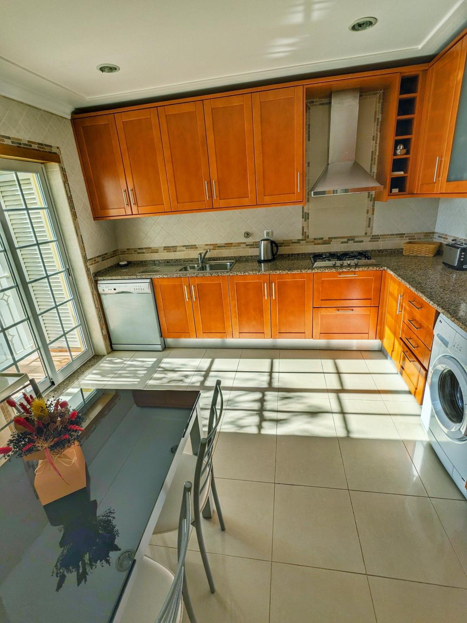 Farm Village- Townhouse 2 Mins From Old Town Albufeira Exterior photo